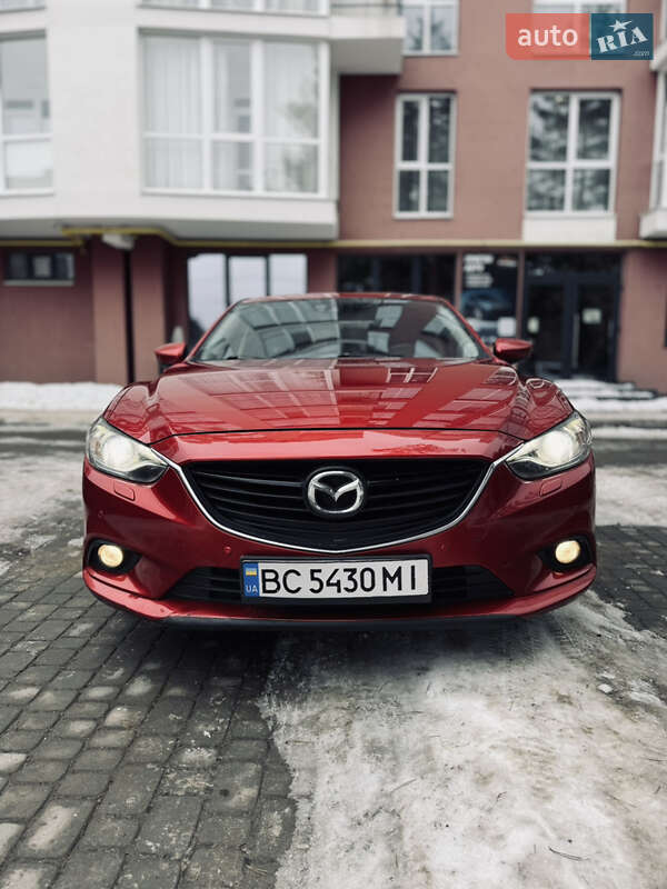 Седан Mazda 6 2014 в Новояворівську