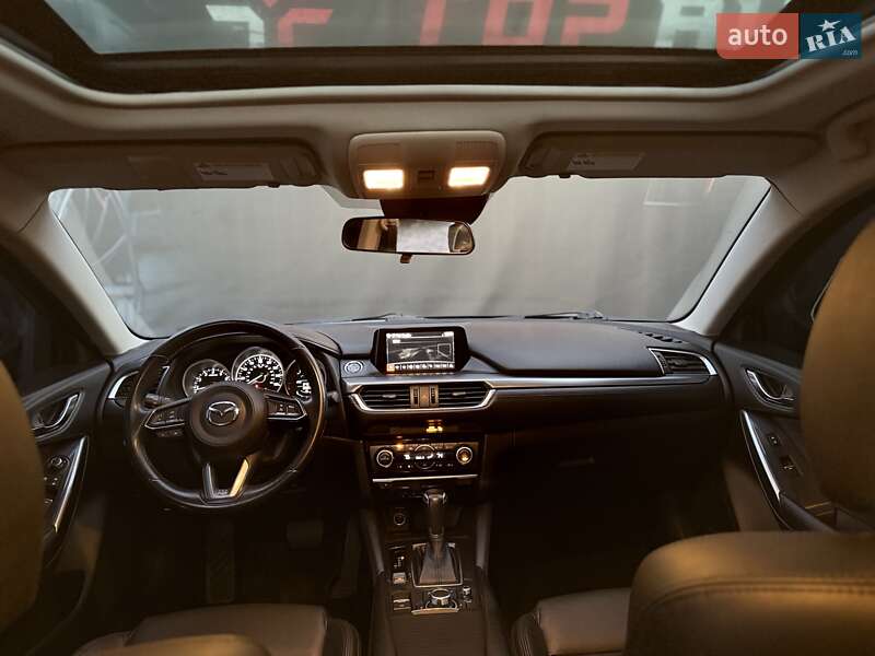 Седан Mazda 6 2017 в Львові