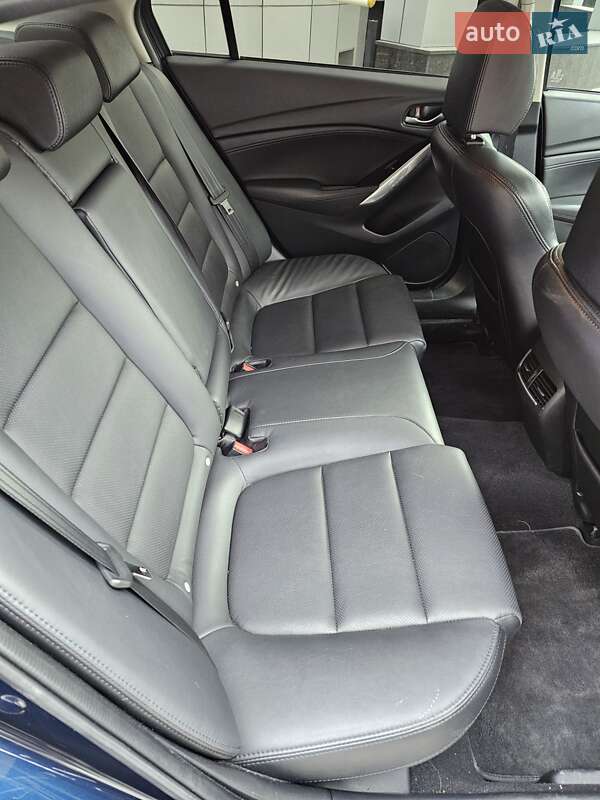 Седан Mazda 6 2016 в Запоріжжі