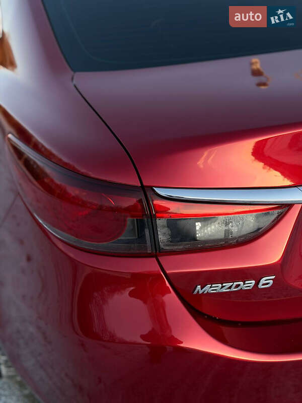 Седан Mazda 6 2013 в Днепре