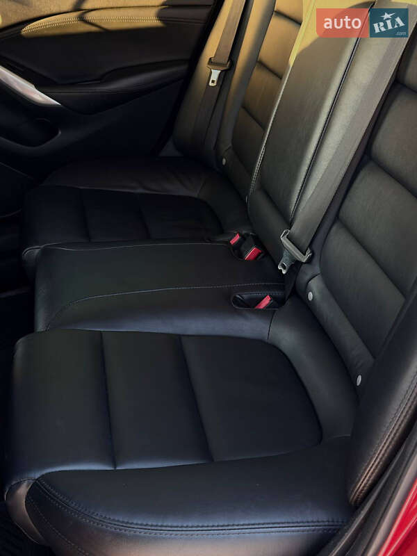 Седан Mazda 6 2013 в Днепре