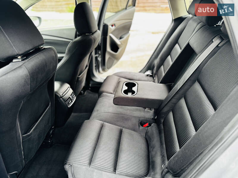 Універсал Mazda 6 2013 в Здолбуніві