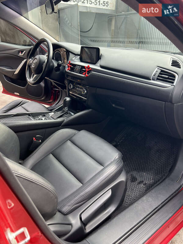Седан Mazda 6 2016 в Могилів-Подільському