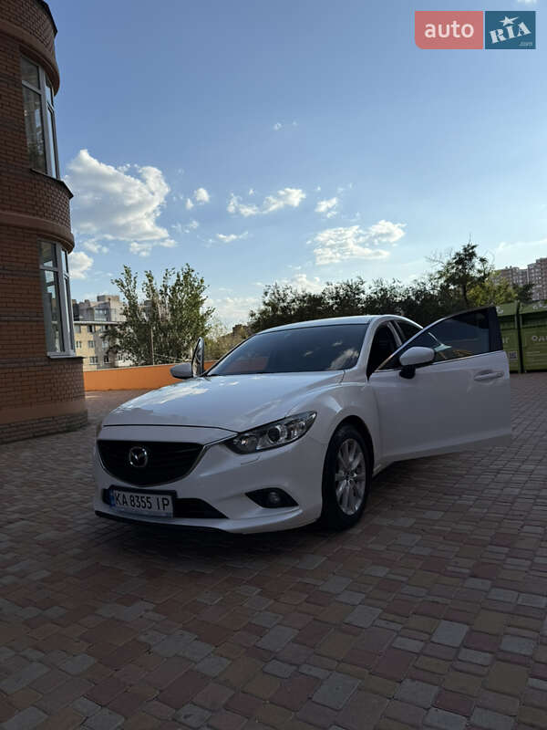Седан Mazda 6 2015 в Кривому Розі