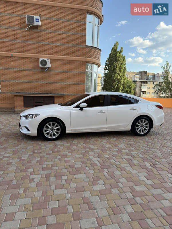 Седан Mazda 6 2015 в Кривому Розі