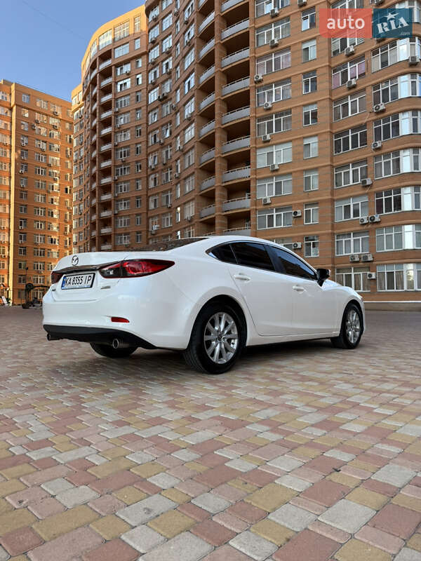 Седан Mazda 6 2015 в Кривому Розі