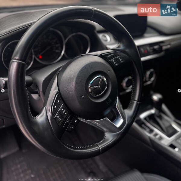 Седан Mazda 6 2015 в Запоріжжі