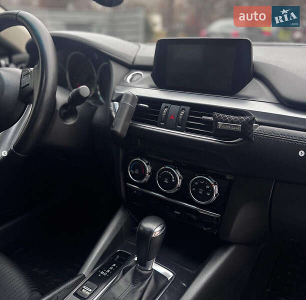 Седан Mazda 6 2015 в Запоріжжі