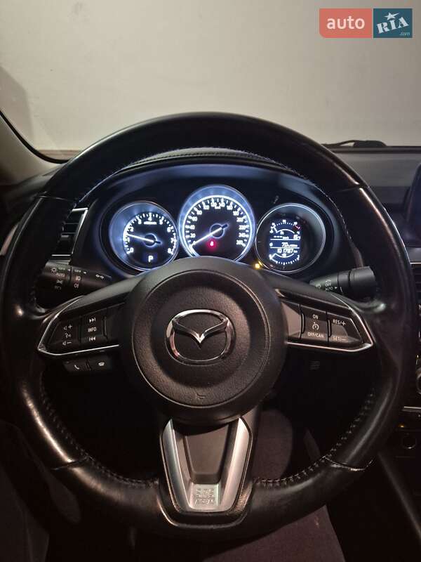 Седан Mazda 6 2018 в Львове