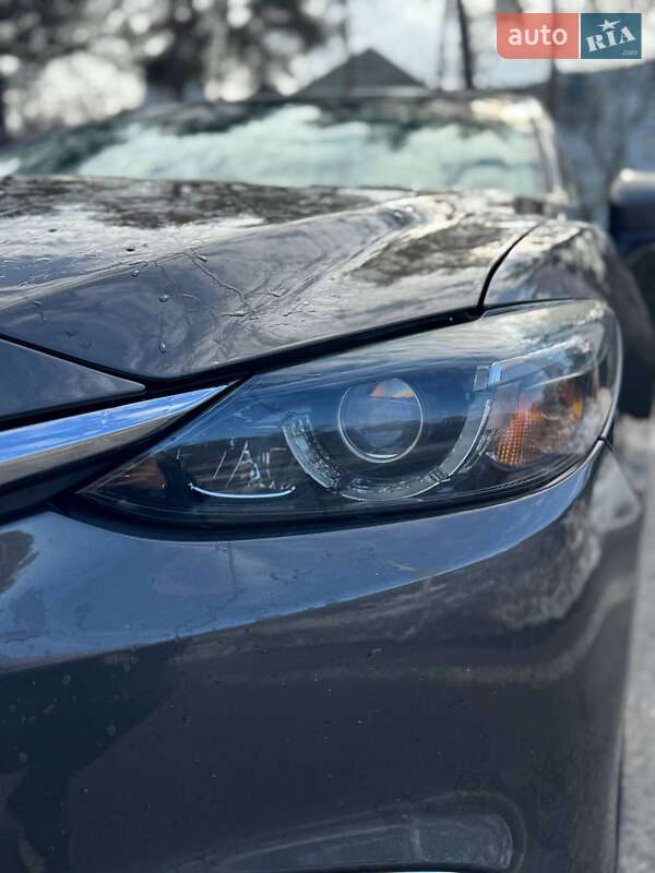 Седан Mazda 6 2016 в Киеве