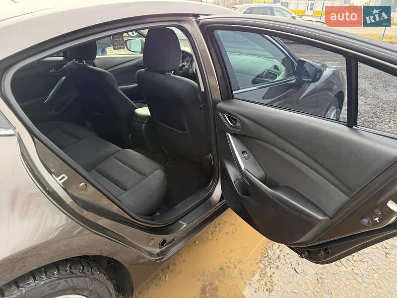 Седан Mazda 6 2015 в Коломые