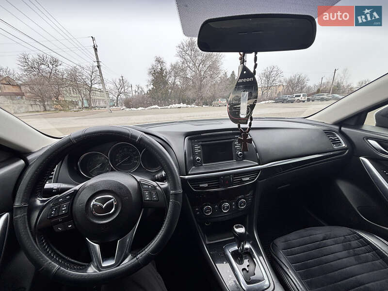 Седан Mazda 6 2013 в Болграді