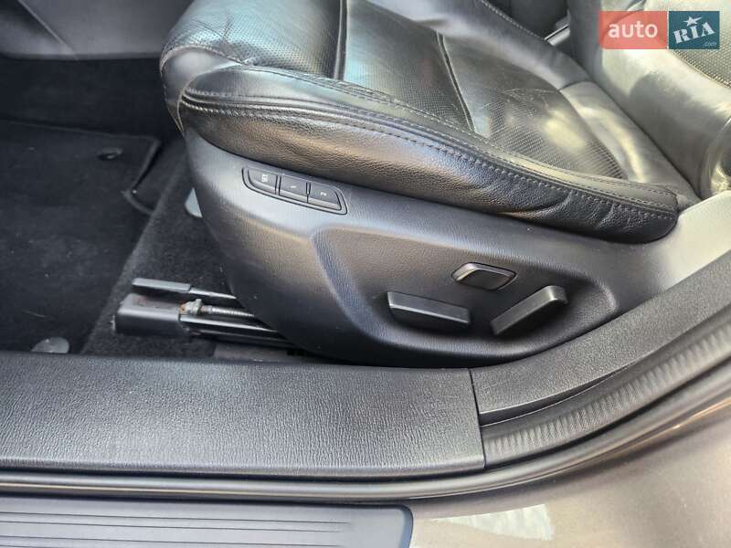 Седан Mazda 6 2016 в Киеве