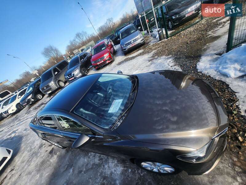 Седан Mazda 6 2016 в Киеве