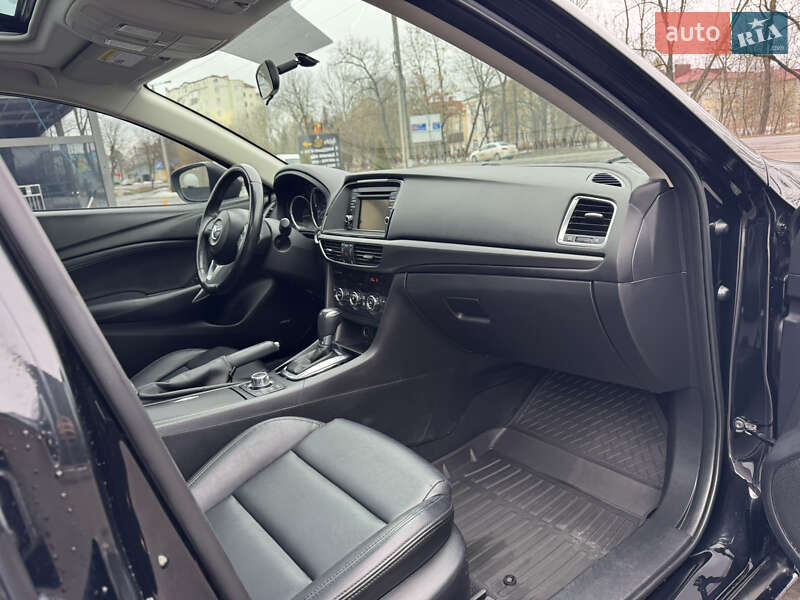 Седан Mazda 6 2014 в Івано-Франківську