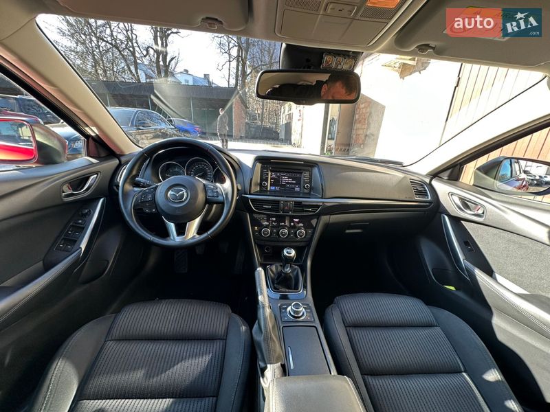 Універсал Mazda 6 2014 в Чернівцях