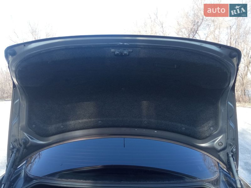 Седан Mazda 6 2006 в Запоріжжі