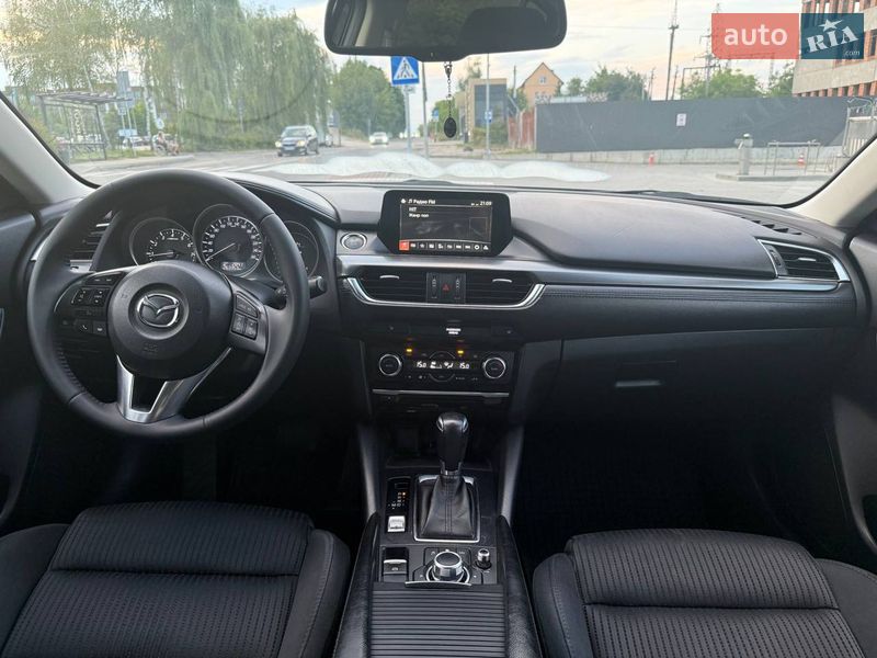 Седан Mazda 6 2016 в Львове