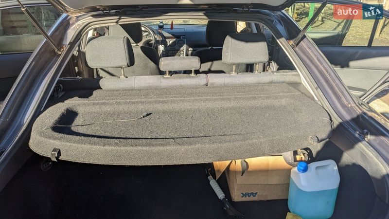 Лифтбек Mazda 6 2006 в Ровно фото 14 Лифтбек Mazda 6 2006 в Ровно