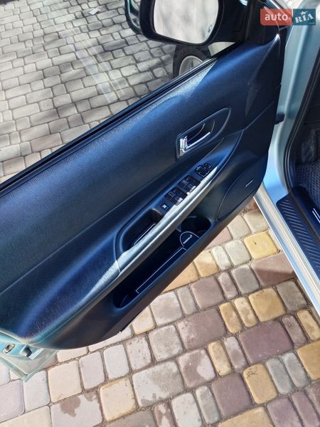 Универсал Mazda 6 2004 в Гадяче
