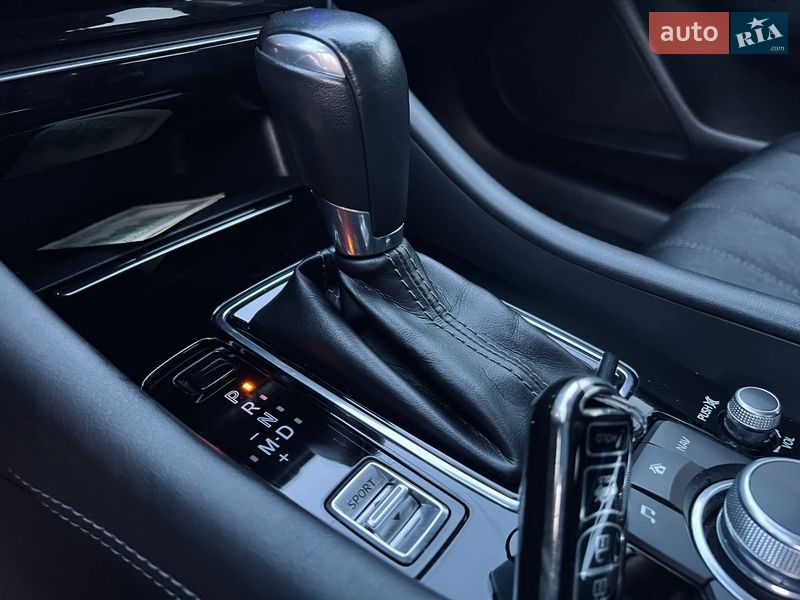 Седан Mazda 6 2019 в Киеве