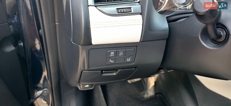 Седан Mazda 6 2015 в Чернігові