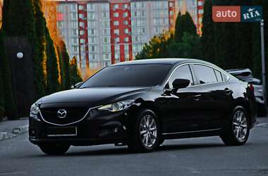 Седан Mazda 6 2015 в Днепре
