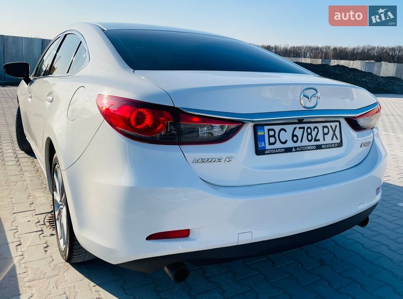 Седан Mazda 6 2015 в Львові