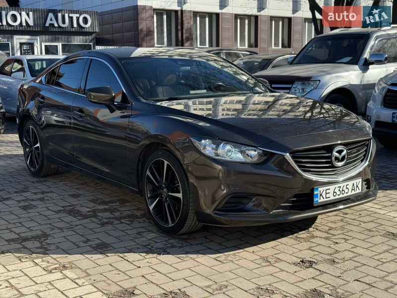 Седан Mazda 6 2016 в Днепре