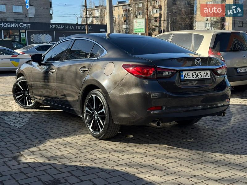 Седан Mazda 6 2016 в Днепре