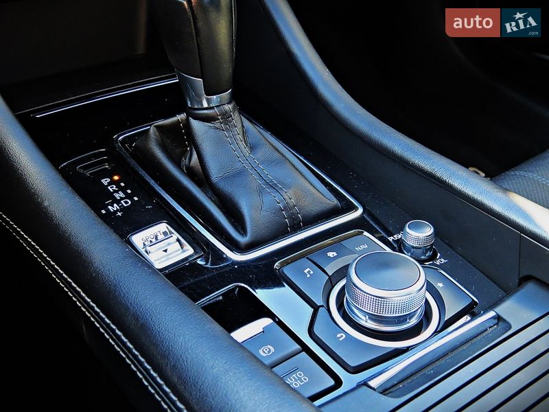 Седан Mazda 6 2018 в Черкассах