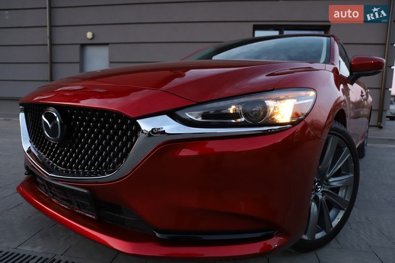 Седан Mazda 6 2018 в Дрогобыче