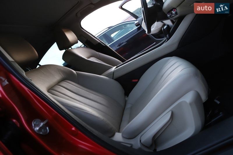 Седан Mazda 6 2018 в Дрогобыче