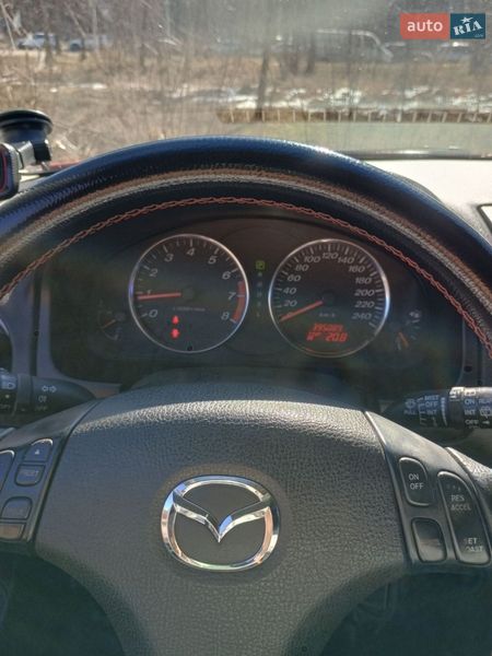 Лифтбек Mazda 6 2003 в Киеве