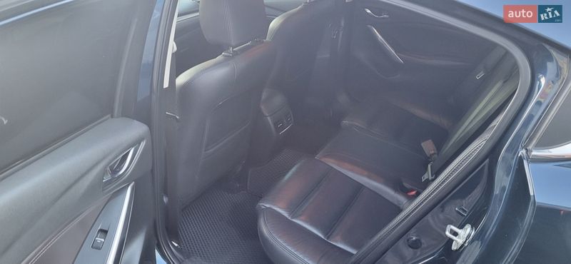 Седан Mazda 6 2016 в Каменском