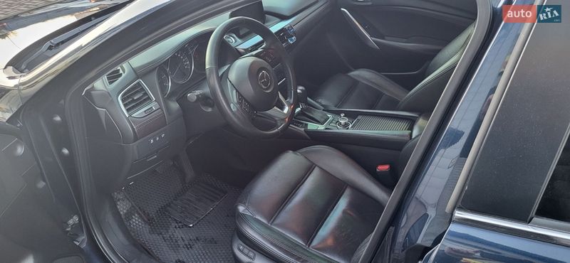 Седан Mazda 6 2016 в Каменском