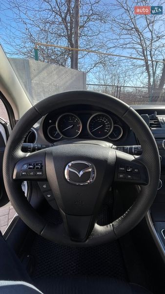 Седан Mazda 6 2010 в Казанці