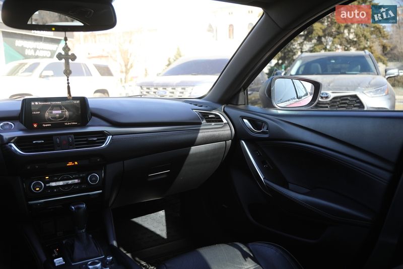 Седан Mazda 6 2017 в Харкові
