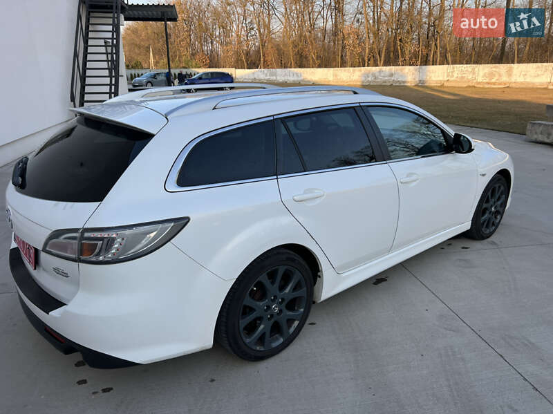 Универсал Mazda 6 2010 в Луцке