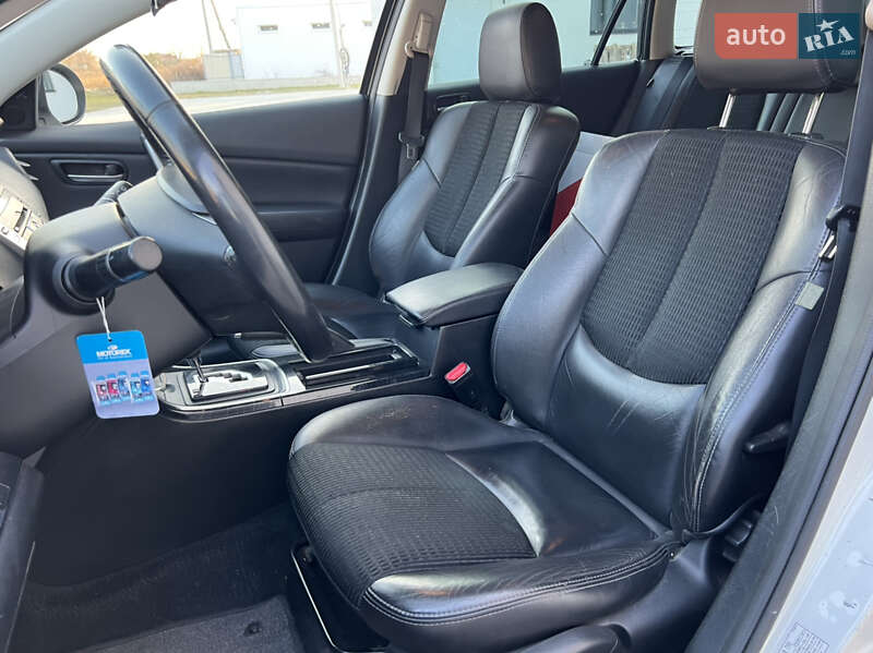Универсал Mazda 6 2010 в Луцке