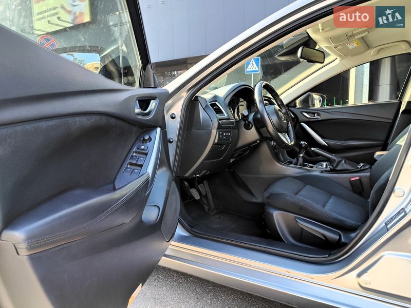 Универсал Mazda 6 2013 в Киеве