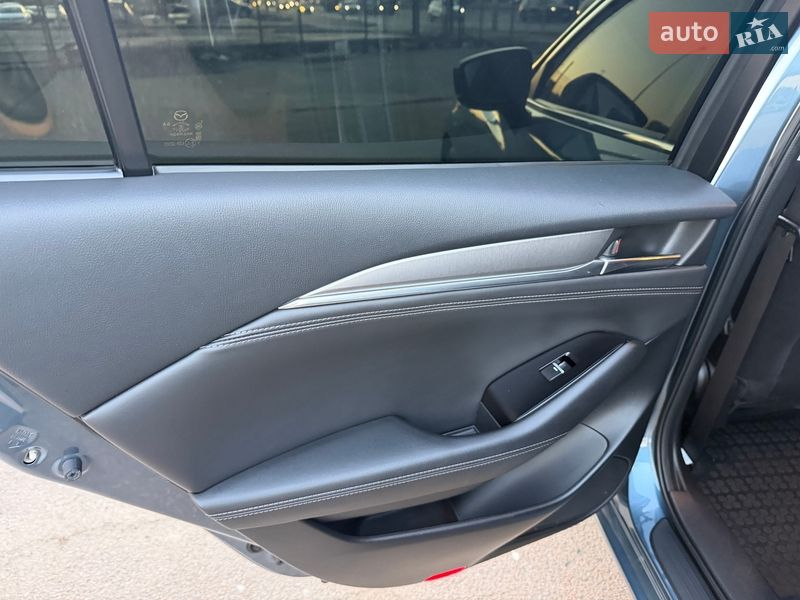 Седан Mazda 6 2019 в Киеве