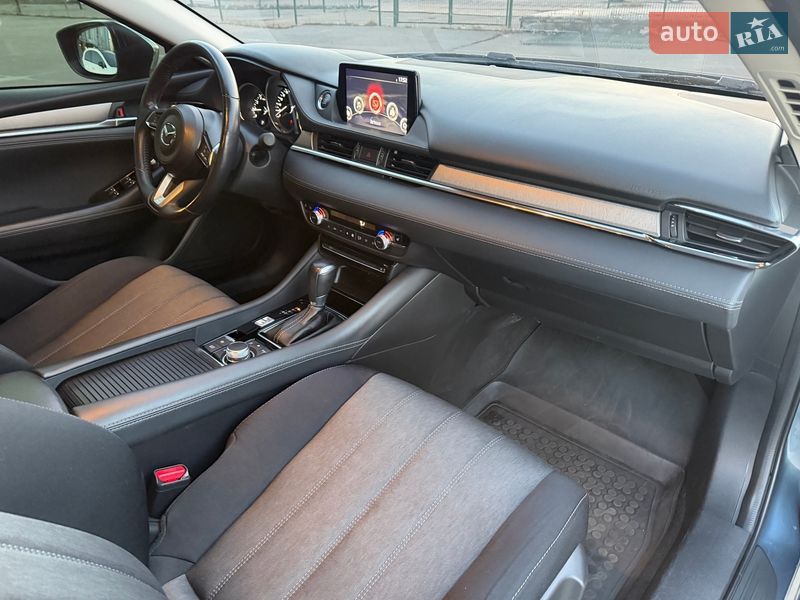 Седан Mazda 6 2019 в Киеве
