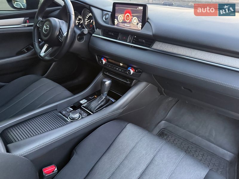 Седан Mazda 6 2019 в Киеве