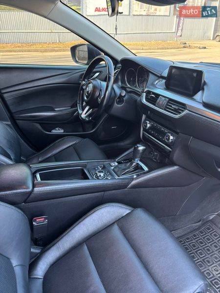 Седан Mazda 6 2017 в Петропавловской Борщаговке