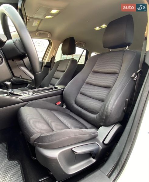 Універсал Mazda 6 2016 в Рівному