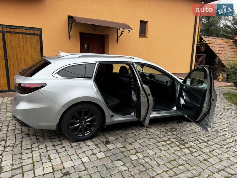 Універсал Mazda 6 2016 в Сваляві