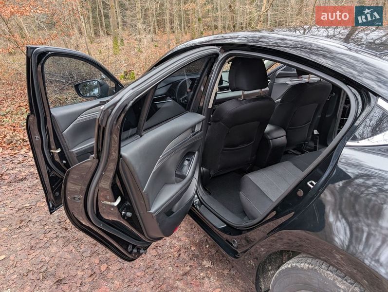 Седан Mazda 6 2019 в Киеве