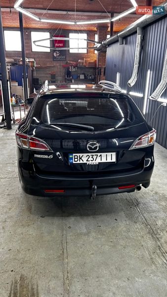 Універсал Mazda 6 2011 в Острозі