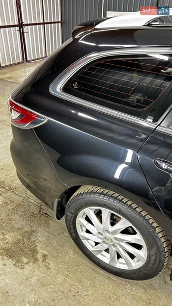 Універсал Mazda 6 2011 в Острозі